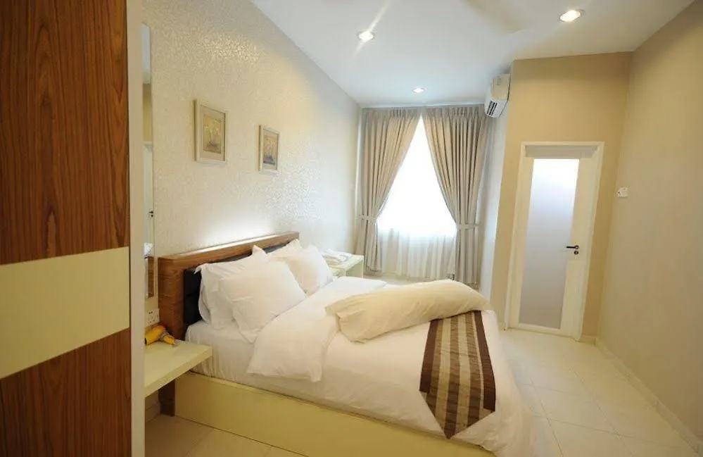 Courtyard Residence Malacca Διαμέρισμα